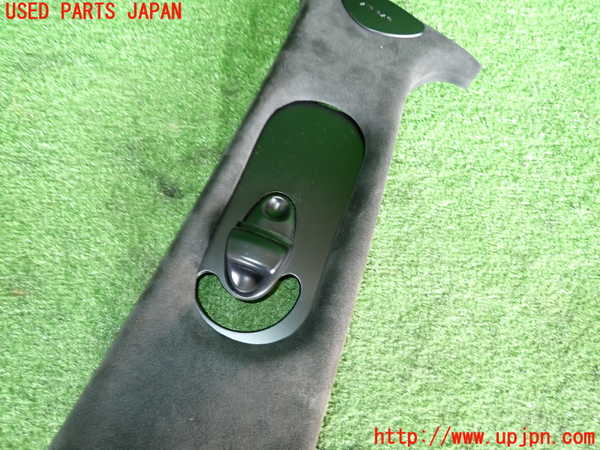 2UPJ-9242097670]マセラティ・クアトロポルテ(MQPS)左センターピラートリム 中古_3