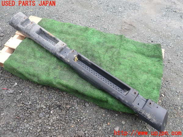 1UPJ-9242101390]ジープ・ラングラー アンリミテッド(JK36L)右サイドステップ 【ジャンク】_2