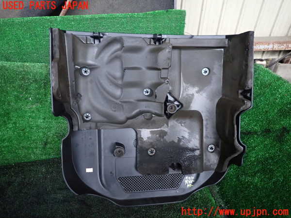 1UPJ-9242102160]ジープ・ラングラー アンリミテッド(JK36L)エンジンアッパーカバー 中古_3