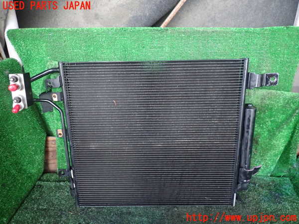 1UPJ-9242106031]ジープ・ラングラー アンリミテッド(JK36L)エアコンコンデンサー1 中古_2