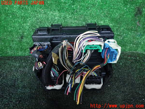 1UPJ-9242106741]ジープ・ラングラー アンリミテッド(JK36L)ヒューズボックス1 中古_3