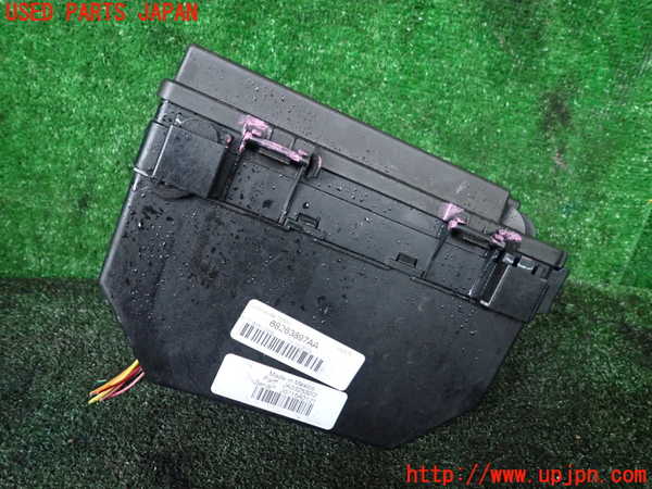 1UPJ-9242106741]ジープ・ラングラー アンリミテッド(JK36L)ヒューズボックス1 中古_4