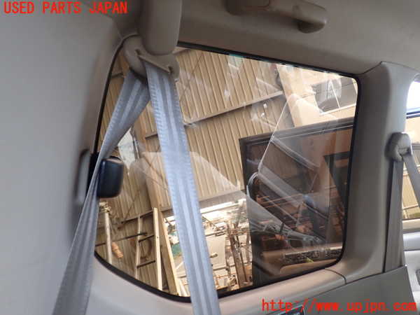1UPJ-9242111382]ランクルプラド(RZJ95W)左クォーターガラス 中古(43R-003021 M3E8)_2