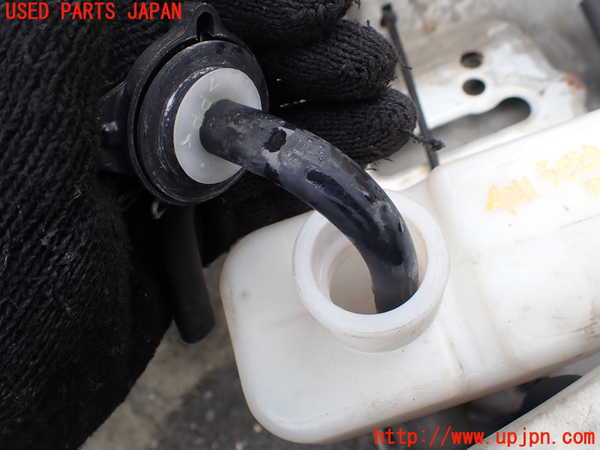 1UPJ-9242112410]ランクルプラド(RZJ95W)ラジエータータンク 中古_2