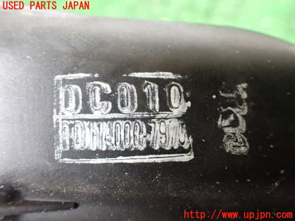 1UPJ-9242112560]ランクルプラド(RZJ95W)エアクリーナーボックス 中古_4