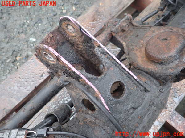 1UPJ-9242114400]ランクルプラド(RZJ95W)リアデフホーシング 中古_4