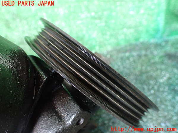 1UPJ-9242114250]ランクルプラド(RZJ95W)パワステポンプ 中古_3