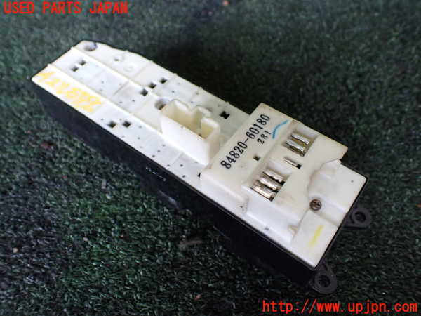1UPJ-9242116240]ランクルプラド(RZJ95W)右前パワーウィンドウスイッチ 中古_2