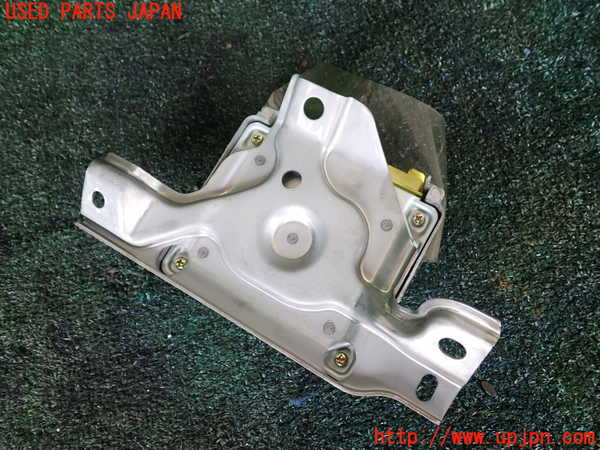 1UPJ-9242116145]ランクルプラド(RZJ95W)エアバッグコンピューター (展開済)(ジャンク品) 中古_3