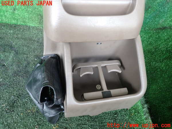 1UPJ-9242117540]ランクルプラド(RZJ95W)センターコンソール 中古_3