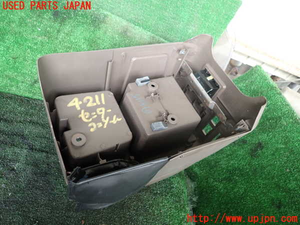 1UPJ-9242117540]ランクルプラド(RZJ95W)センターコンソール 中古_5