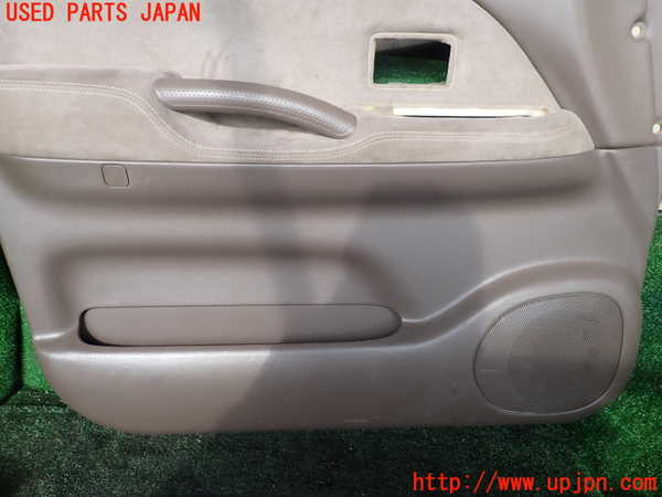 1UPJ-9242111264]ランクルプラド(RZJ95W)左前ドア内張り 中古_3