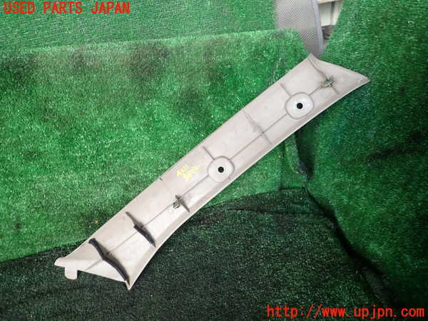 1UPJ-9242117660]ランクルプラド(RZJ95W)左フロントピラートリム 中古_2