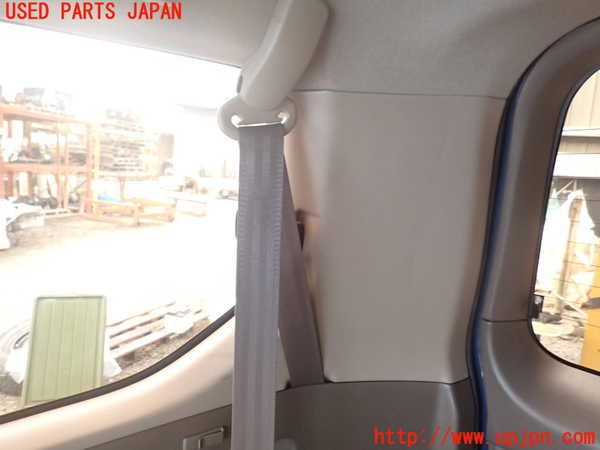 1UPJ-9242117675]ランクルプラド(RZJ95W)右リアピラートリム 中古_3