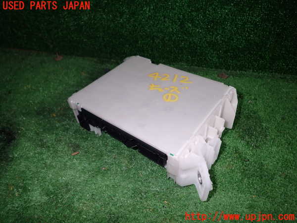 1UPJ-9242126741]GRヤリス(YARIS)(MXPA12)ヒューズボックス1 中古_3