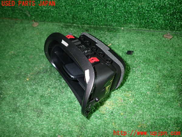 1UPJ-9242127526]GRヤリス(YARIS)(MXPA12)エアコン吹き出し口1 (右) 中古_2