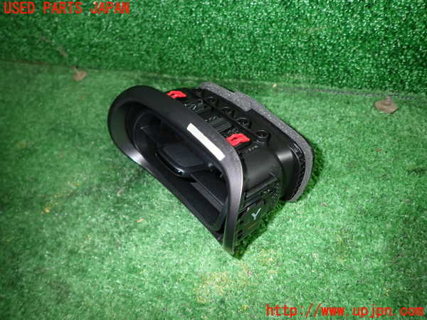 1UPJ-9242127527]GRヤリス(YARIS)(MXPA12)エアコン吹き出し口2 (左) 中古_2