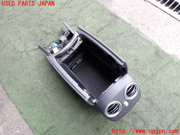 2UPJ-9242137540]ベンツ C200 4MATIC ステーションワゴン S205(205278C)センターコンソール 中古_3