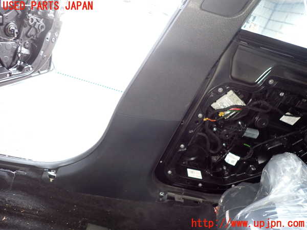 2UPJ-9242137665]ベンツ C200 4MATIC ステーションワゴン S205(205278C)右センターピラートリム 中古_3