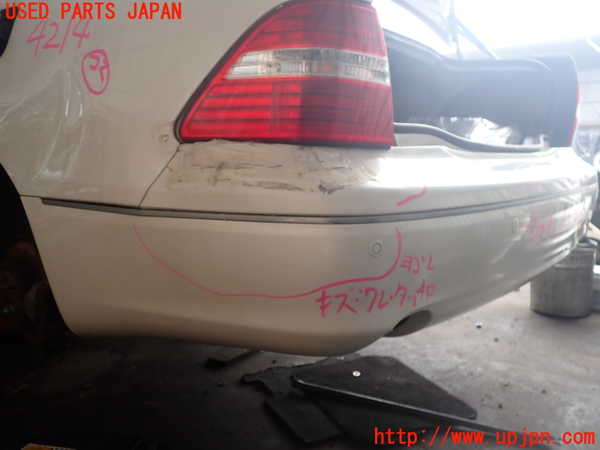 2UPJ-9242141610]セルシオ(UCF31)リアバンパー (ジャンク品) 中古_3