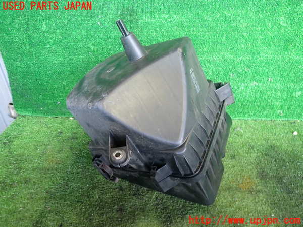 2UPJ-9242142560]セルシオ(UCF31)エアクリーナーボックス 中古_2