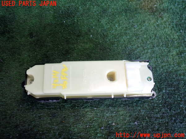 2UPJ-9242146240]セルシオ(UCF31)右前パワーウィンドウスイッチ 中古_2