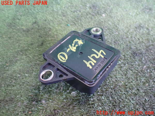 2UPJ-9242146381]セルシオ(UCF31)センサー1 中古_2