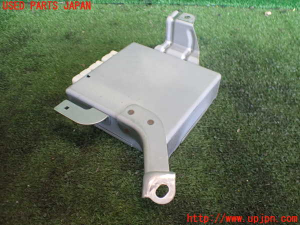 2UPJ-9242146147]セルシオ(UCF31)コンピューター2 中古_2
