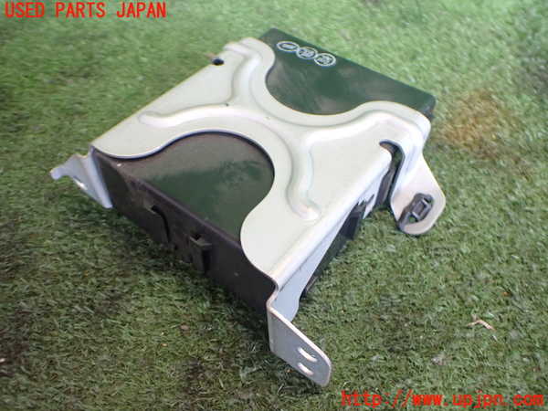 2UPJ-9242146150]セルシオ(UCF31)コンピューター5 中古_2