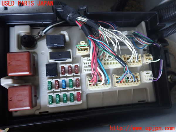 2UPJ-9242146742]セルシオ(UCF31)ヒューズボックス2 中古_3