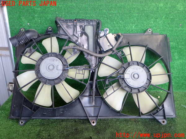 2UPJ-9242146836]セルシオ(UCF31)電動ファン1 中古_2