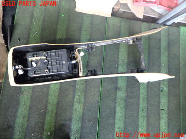 2UPJ-9242147540]セルシオ(UCF31)センターコンソール 中古_5