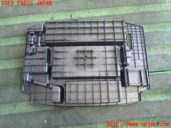 2UPJ-9242147772]セルシオ(UCF31)ラゲッジトレイ2 中古_2
