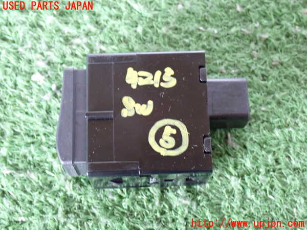 2UPJ-9242156310]レクサス・RX350(GGL15W)スイッチ5 中古 （トラクション）_2