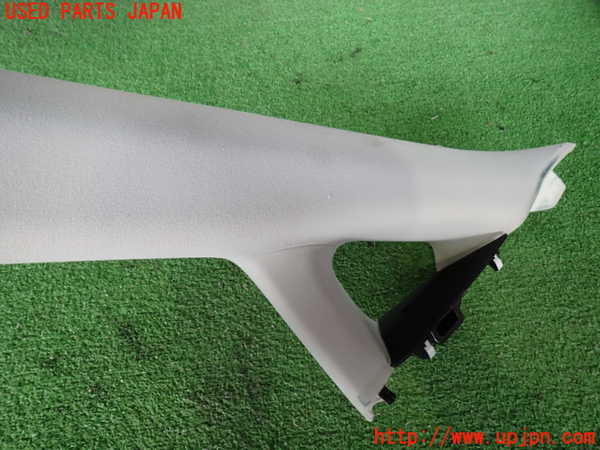 2UPJ-9242157660]レクサス・RX350(GGL15W)左フロントピラートリム 中古_2