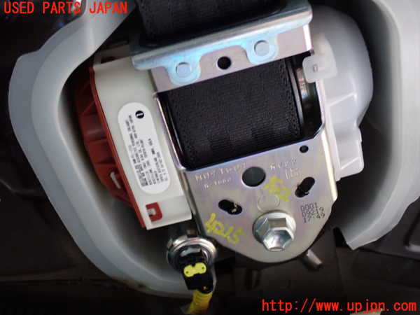 2UPJ-9242157155]レクサス・RX350(GGL15W)右2列目シートベルト 中古_2