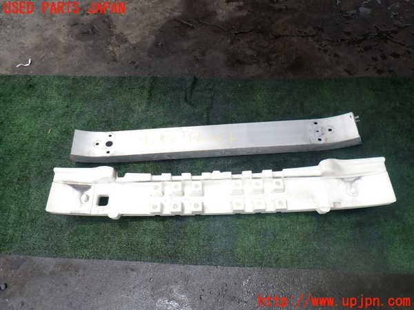 2UPJ-9242181014]セルシオ(UCF31)フロントバンパーホースメント 中古_2