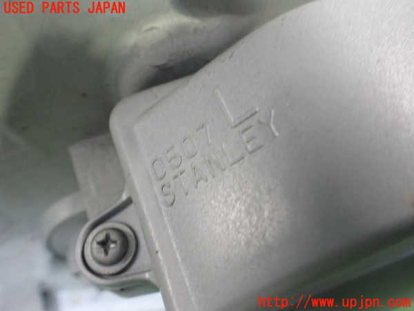 2UPJ-9242181132]セルシオ(UCF31)左ヘッドライト HID 中古_4