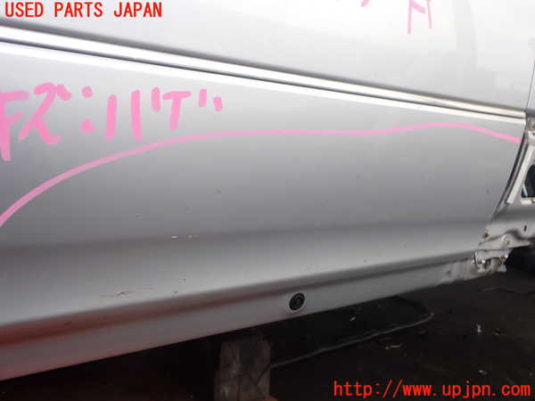 2UPJ-9242181230]セルシオ(UCF31)右前ドア 中古 NSG M5O5_2