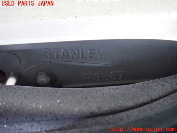 2UPJ-9242181550]セルシオ(UCF31)右リアフィニッシャー 中古_3