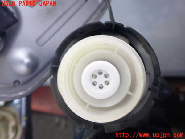 2UPJ-9242181690]セルシオ(UCF31)フューエルリッド 中古_3