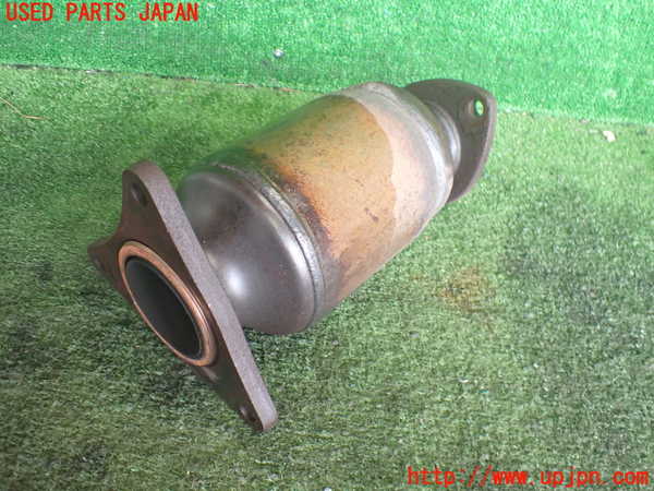 2UPJ-9242182662]セルシオ(UCF31)触媒2 中古_2