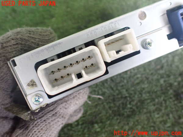 2UPJ-9242186660]セルシオ(UCF31)TVチューナー 中古_3