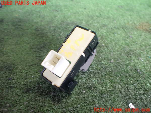 2UPJ-9242186245]セルシオ(UCF31)左前パワーウィンドウスイッチ 中古_2