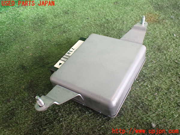 2UPJ-9242186120]セルシオ(UCF31)サスペンションコンピューター 中古_2