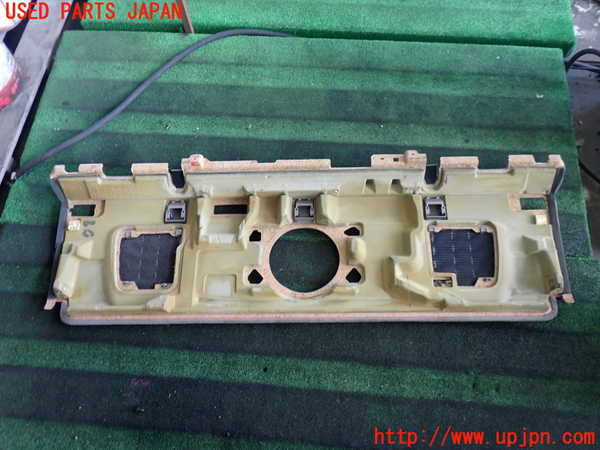 2UPJ-9242187761]セルシオ(UCF31)トノカバー1 中古_2