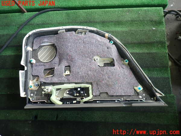 2UPJ-9242181294]セルシオ(UCF31)右後ドア内張り 中古_3