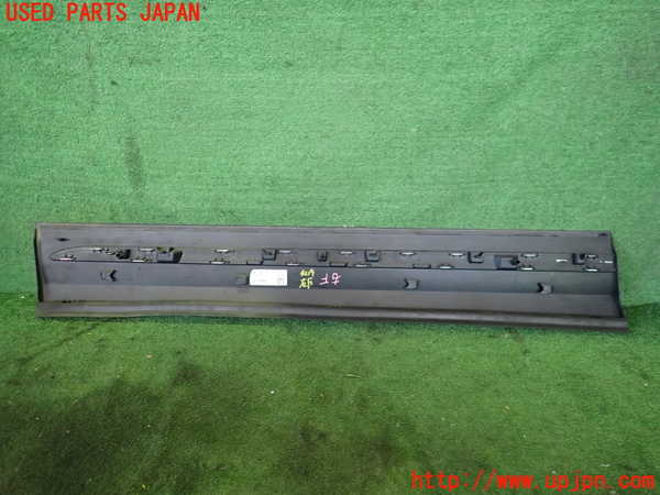 2UPJ-9242191232]ベンツ EQA250(243701C)H243系 右前ドアパネル 中古_2