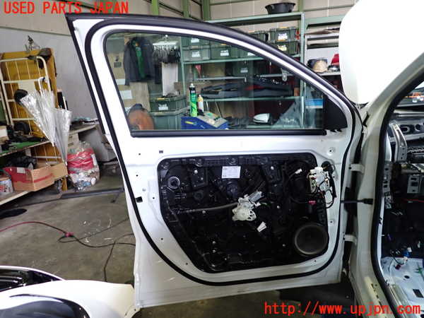 2UPJ-9242191260]ベンツ EQA250(243701C)H243系 左前ドア 中古 (AGC AUTOMOTIVE 43R-00050 M62)_3