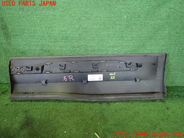 2UPJ-9242191292]ベンツ EQA250(243701C)H243系 右後ドアパネル 中古_2